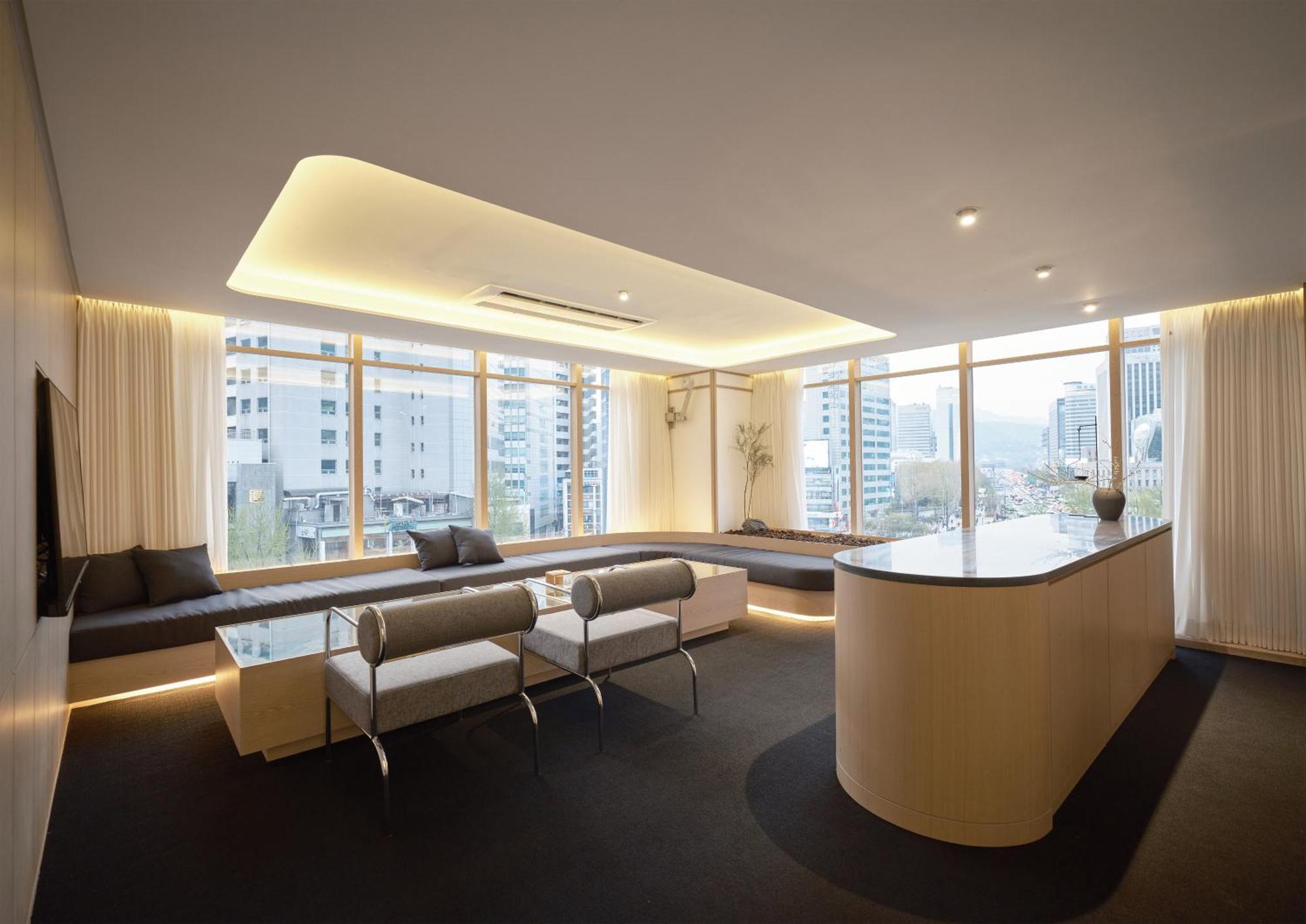 Uh Suite Seoul Deoksugung Екстериор снимка
