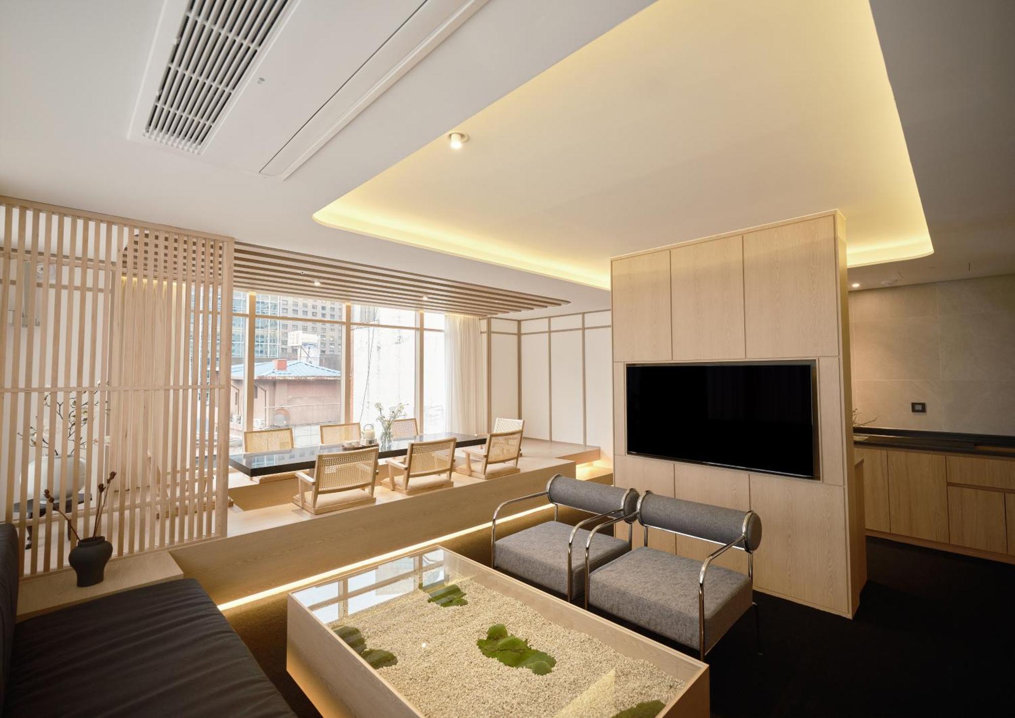 Uh Suite Seoul Deoksugung Екстериор снимка