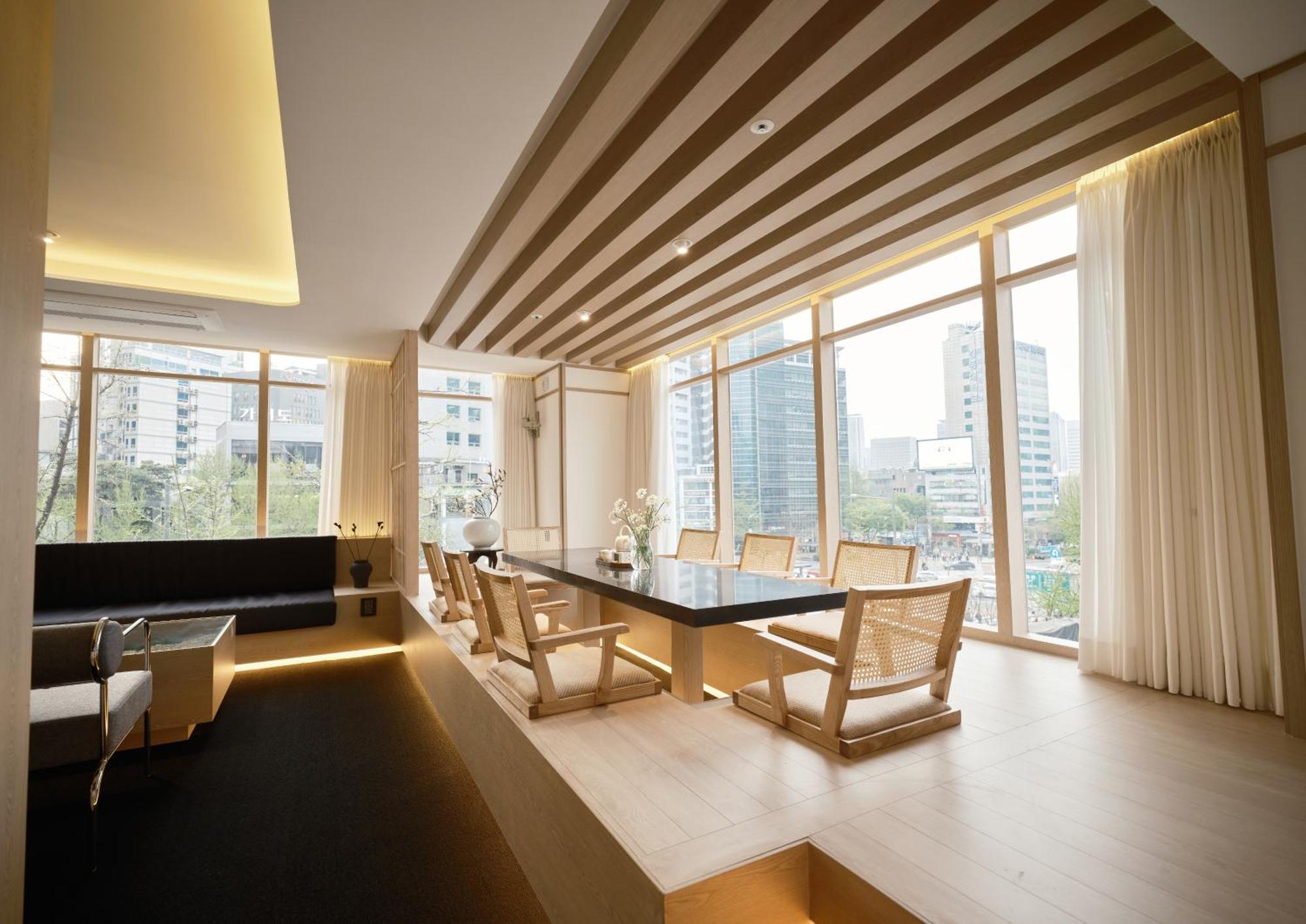 Uh Suite Seoul Deoksugung Екстериор снимка