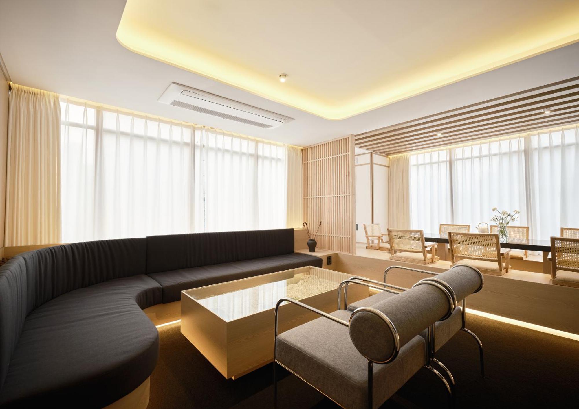 Uh Suite Seoul Deoksugung Екстериор снимка
