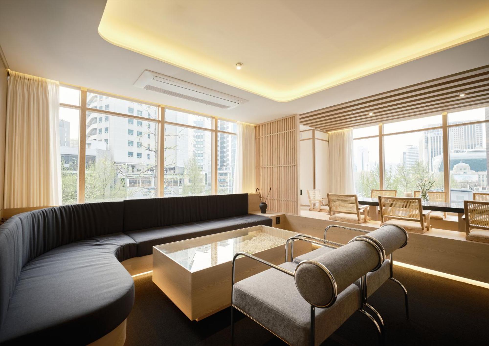 Uh Suite Seoul Deoksugung Екстериор снимка